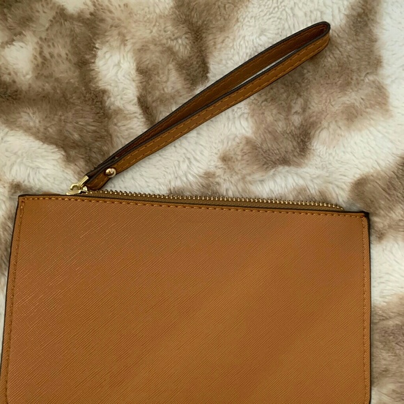 Kate Spade Wristlet - Picture 2 of 3